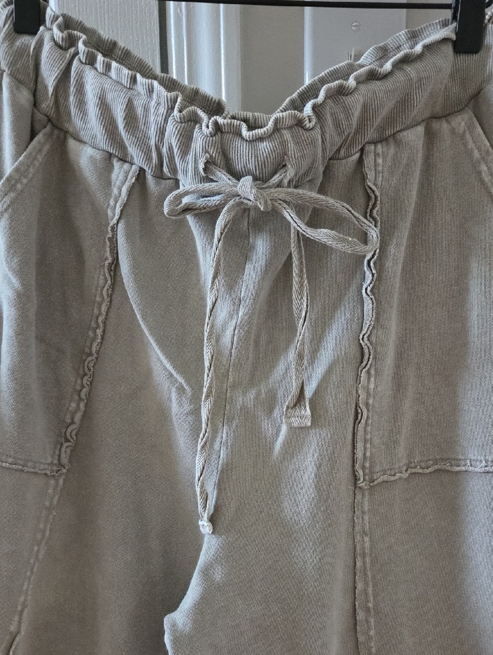 Easel "Feeling Good" Mineral Wash Cotton Distressed Pants Medium - Picture 14 of 17